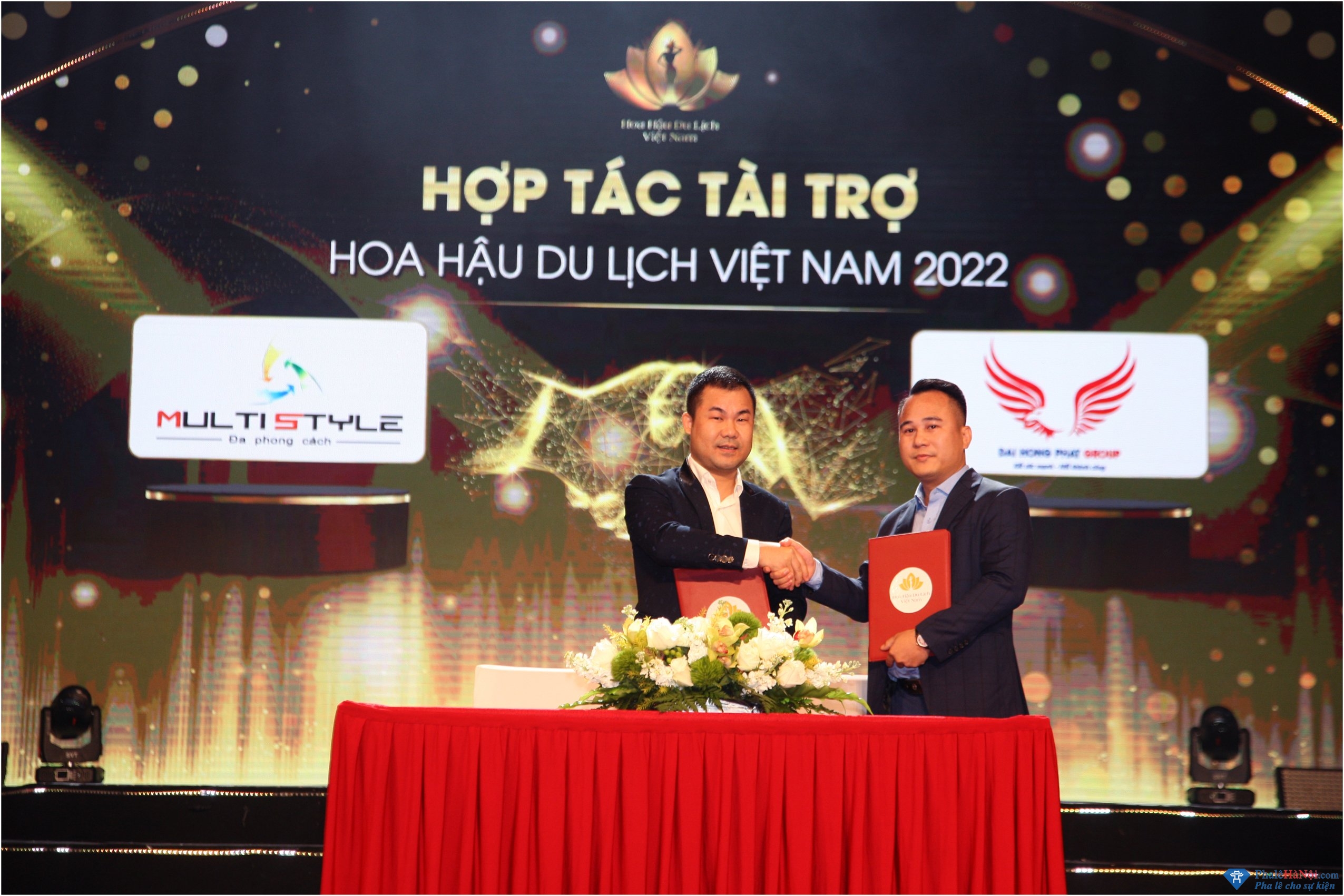 Pha Lê Hà Nội- nhà tài trợ cuộc thi hoa hậu du lịch Việt Nam 2022