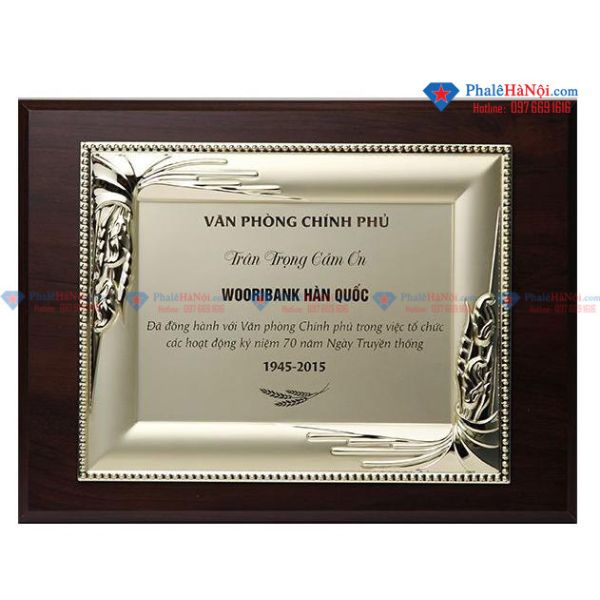 Bảng Vinh Danh Gỗ Đồng N12